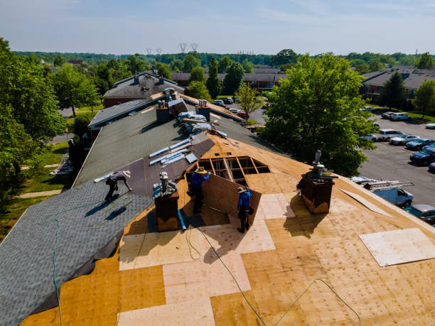 24/7 Emergency Storm Damage Roof Repair experts in East Moline, IL